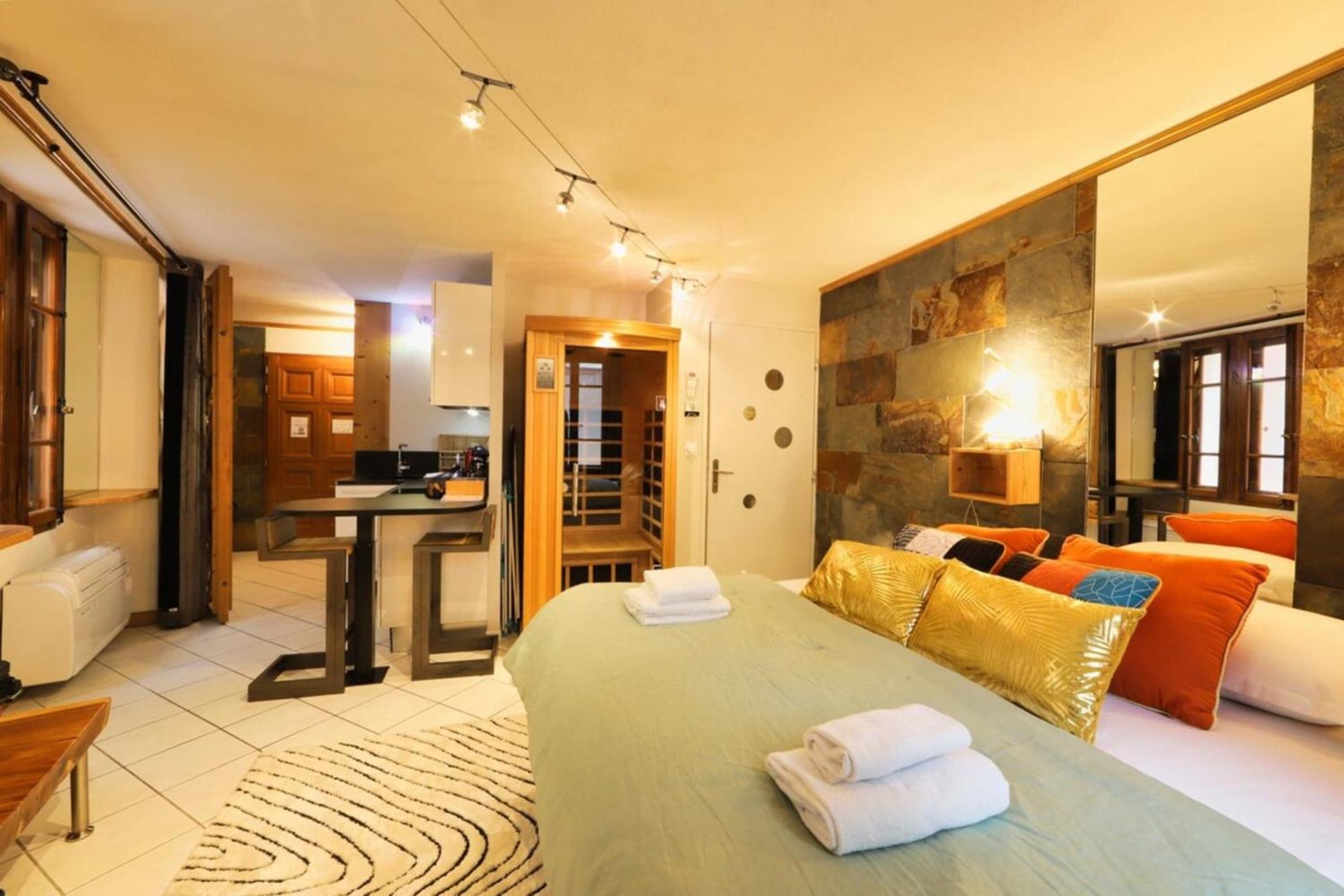 Le Cocon - Lofts & Lakes Certified 4-Stars Анси Экстерьер фото